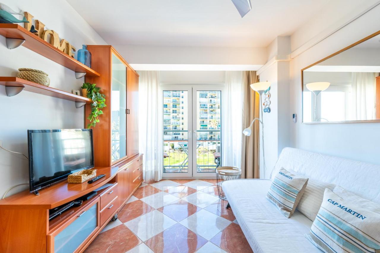 Sunny Seaside Apartment Arroyo De La Miel Dış mekan fotoğraf