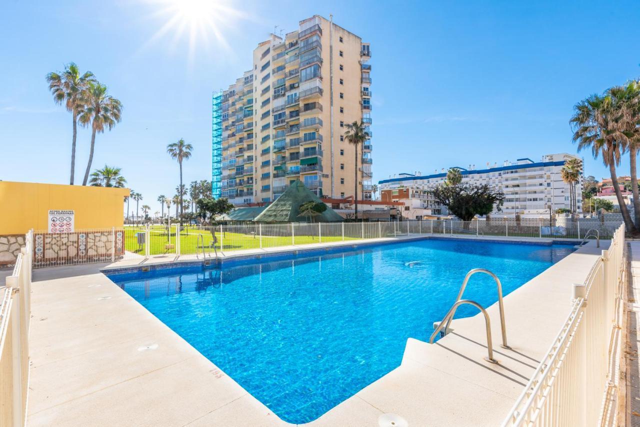 Sunny Seaside Apartment Arroyo De La Miel Dış mekan fotoğraf