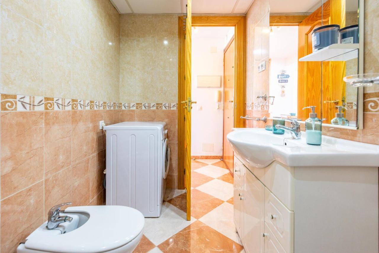 Sunny Seaside Apartment Arroyo De La Miel Dış mekan fotoğraf