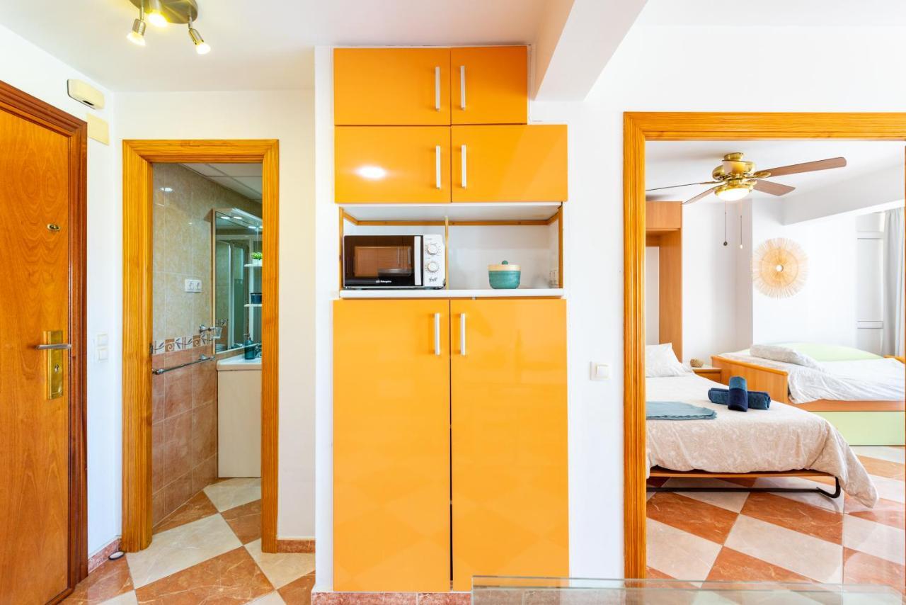 Sunny Seaside Apartment Arroyo De La Miel Dış mekan fotoğraf